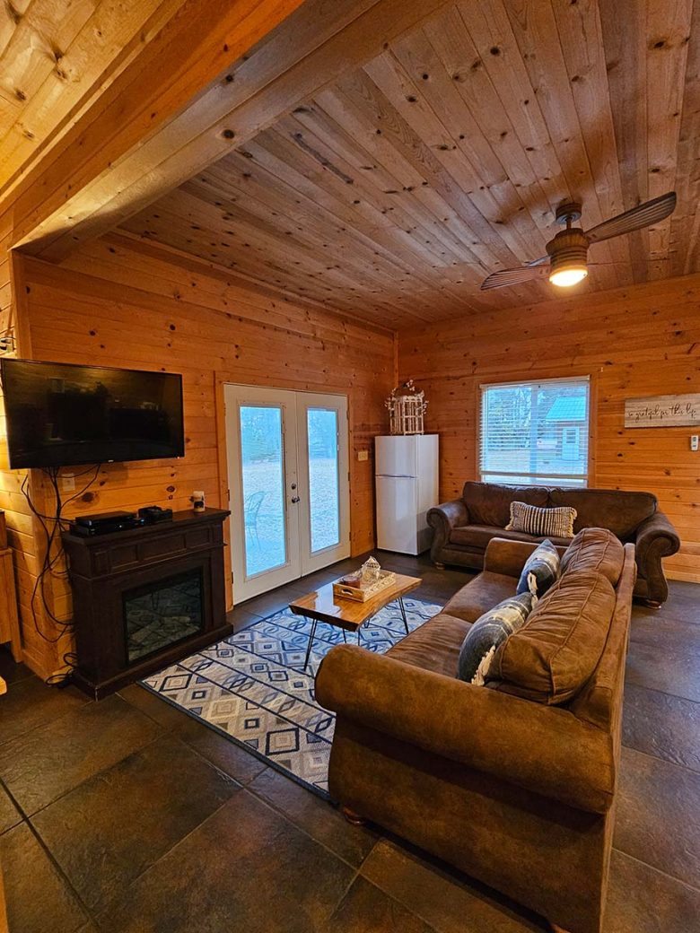 Honey Bear Haven Cabin 3 Living Room